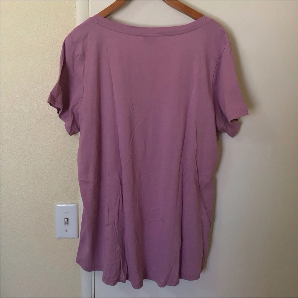 Torrid V-Neck Tee Shirt Top Plus Sz 2X Dusty Rose Minimalist Normcore SoftGirl - Picture 2 of 10